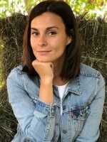 Окунева Юлия